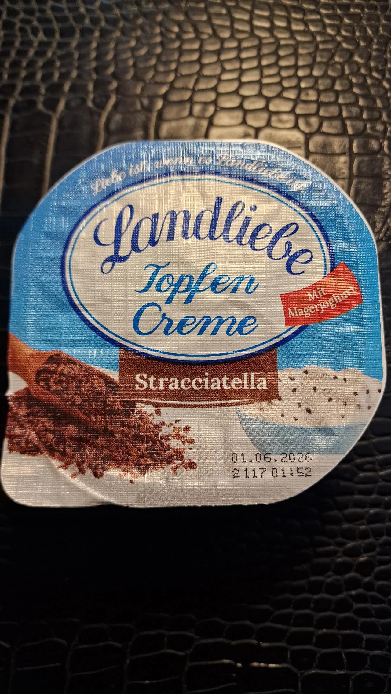 Landliebe Topfen Creme Stracciatella